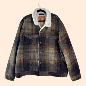 Levi's Sherpa Trucker Plaid Jacket III